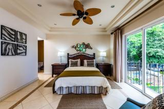 LUXURY 3BR appt, CENTER, 2 min to BEACH, hi-speed wifi - Tamarindo - 7