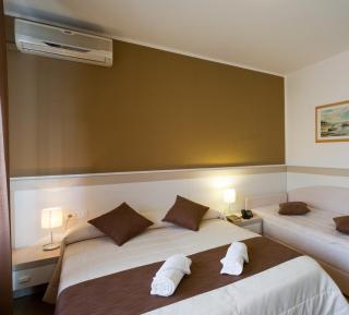 Hotel Canarie - 9