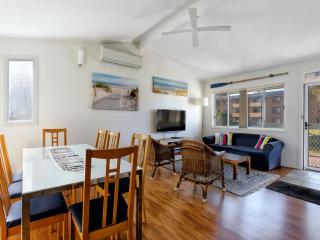 Surfs Up - Hawks Nest - 8