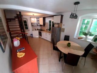 Luxury Stone House - Quiet Center! - Jelsa - 2