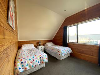 23 Caverhill Close - Hanmer Springs - 2