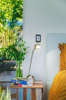 Waterfall Bay Glass House - 2