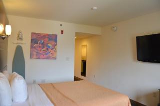 Days Inn & Suites by Wyndham Milwaukee - Milwaukee - 8