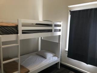 The Wilshire Metro - 2