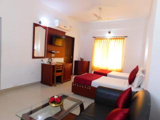Hotel Sandra Palace - Thekkady - 9