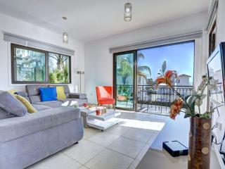 Villa Protaras Paralia, Spacious 4Bdr Central Protaras Villa, Close To Fig Tree Bay Beach - Protaras - 7
