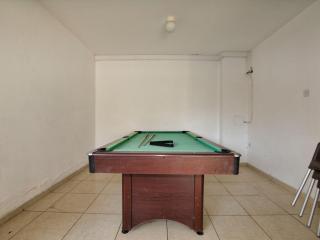 Villa Protaras Paralia, Spacious 4Bdr Central Protaras Villa, Close To Fig Tree Bay Beach - Protaras - 2
