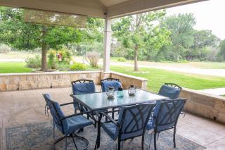 Hill Country Haute n Haus Relax and Renew - Fischer - 1
