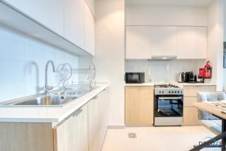 Community Living 2BR Close to Emirates Golf Club, Golf Views A, Madinat Al Mataar by Deluxe Holiday Homes - 8