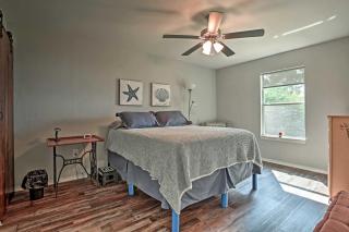 Relaxing Texas Getaway, 1 Mile to Boat Ramp! - Jefferson - 1
