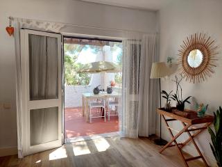 Charming House in Quarteira with Garden View and Terrace - Benfarras - 5