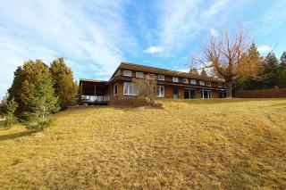 Charming, Spacious, Contemporary Mountain Retreat - Whitehall - 0