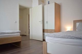 Ferienwohnung Gruppenhaus bis 12 Personen - Neuhausen - 2