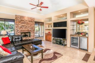 Alluring Palm Desert Retreat - Palm Desert - 5