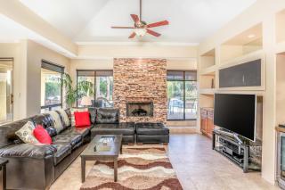 Alluring Palm Desert Retreat - Palm Desert - 4
