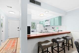 Sea Foam Sailboat - 4