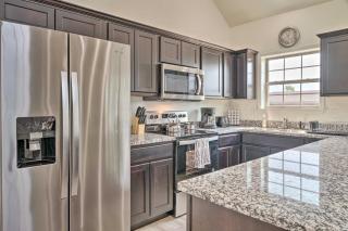 Updated Cabin with Direct Lake Access and Pool! - Lampe - 7