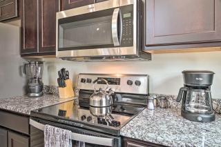 Updated Cabin with Direct Lake Access and Pool! - Lampe - 3