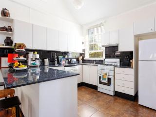 Garden Cottage - Tea Gardens - 3