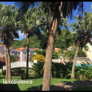 APPARTEMENT T2 ROUTE DES SALINES - Sainte-Anne - 9
