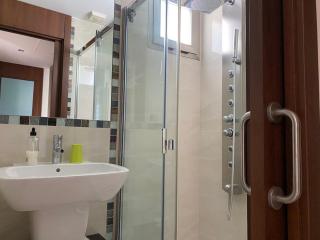 Villa in Elviria, on the best beach in Marbella - Marbella - 4