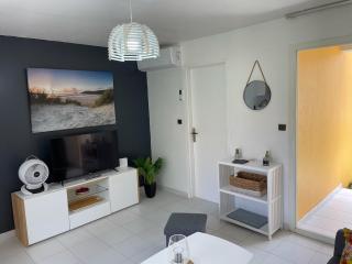 APPARTEMENT T2 ROUTE DES SALINES - 5