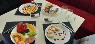 Red Cube Hotel - Kamianets-Podilskyi - 2