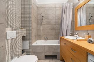 SuperApart Wilanowska apt 20 "Pet-Friendly 1BR Home with Patio - Warsaw - 1