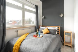 SuperApart Wilanowska apt 20 "Pet-Friendly 1BR Home with Patio - Warsaw - 0