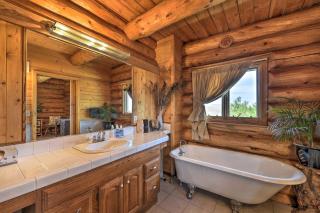 Exquisite Log Home with Lander Valley Views! - Lander - 1
