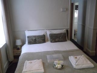 Atlantis Hotel - 2