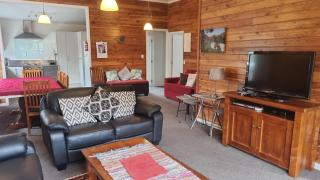 9 Leamington Street - Hanmer Springs - 3