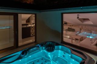 Charming stone apartment with jacuzzi in center of Omiš - 8