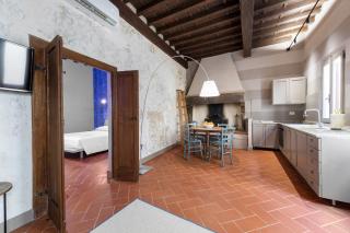 GuestHost - Santa Trinità Industrial Flat - 1