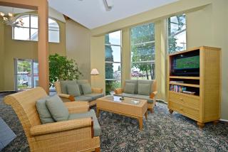 Best Western Harbour Pointe Lakefront - 2