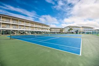 Sandpiper Cove Escape on Canal - Walk to Beach! - 5