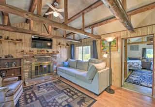 Grandpas Cabin about 30 Miles to Yellowstone! - Island Park - 9