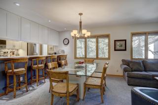 Newly Remodeled Spacious 1 Bedroom condo - 6