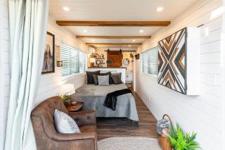 The Stable Tiny Container Home-12 min to Magnolia - Bellmead - 8