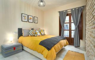 Apartamentos y lofts en Triana - 0