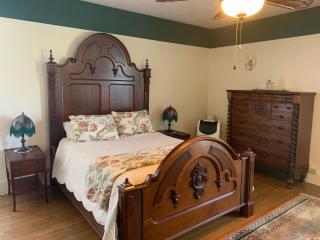 Mount Shasta Ranch Bed and Breakfast - Mount Shasta - 2