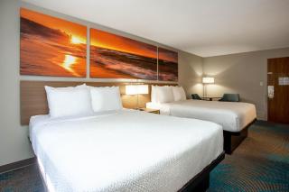 Days Inn by Wyndham Marquette - 0