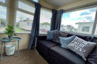 Modern Holiday Home #Skipsea Sands Static Hire - 5