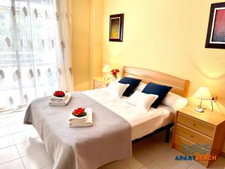 APARTBEACH NARGAM Vista Playa Clima y Piscina - La Pineda - 6