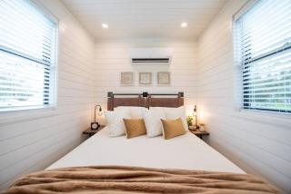 The Newtonian Tiny Container Home near Magnolia - Bellmead - 3