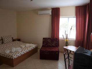 Guest Rooms Kamberovi - 8