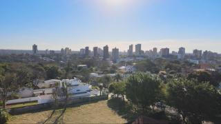 Unidade independente e confortável, em sobrado residencial no coração de Foz! TÉRREO e piscina compartilhada - Foz do Iguaçu - 2