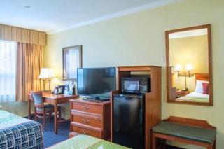 Anchorage Inn and Suites - Portsmouth - 4