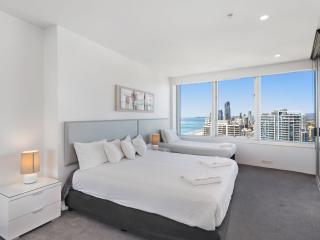 Luxury 3 Bedroom Apartment with Ocean Views - Coast HM - Gold Coast - 1