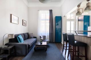 Andrassy Garden Apartment in Center - Budapest - 9